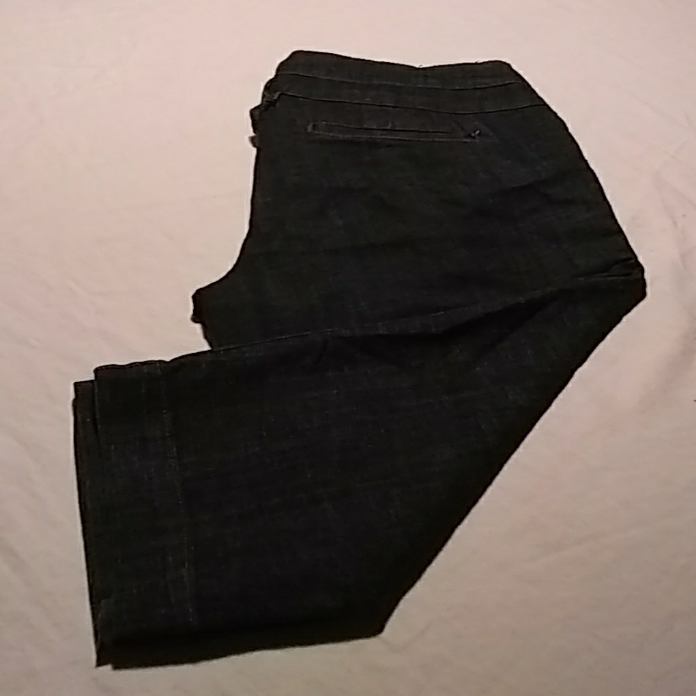 Knee length jean Capris